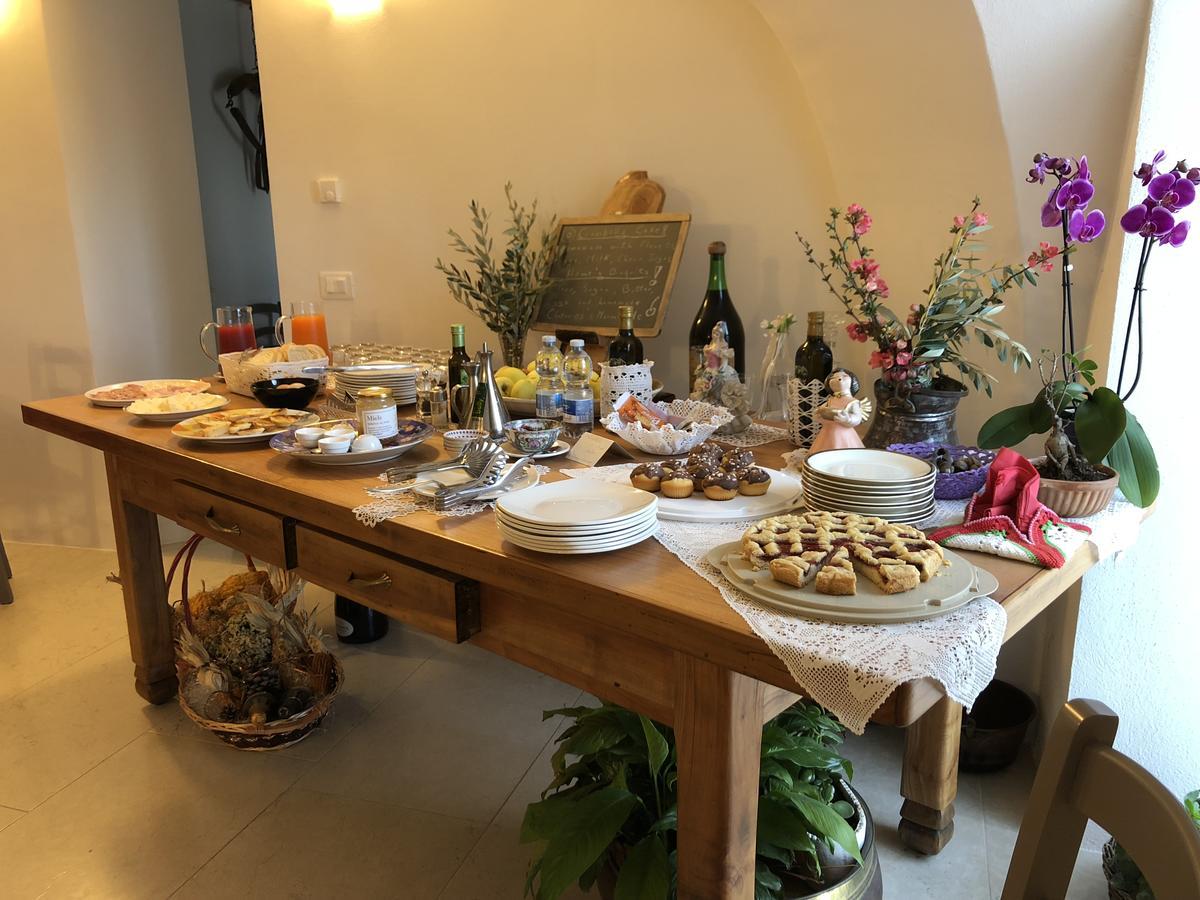 Agriturismo Tre Forti Rivoli Veronese ภายนอก รูปภาพ
